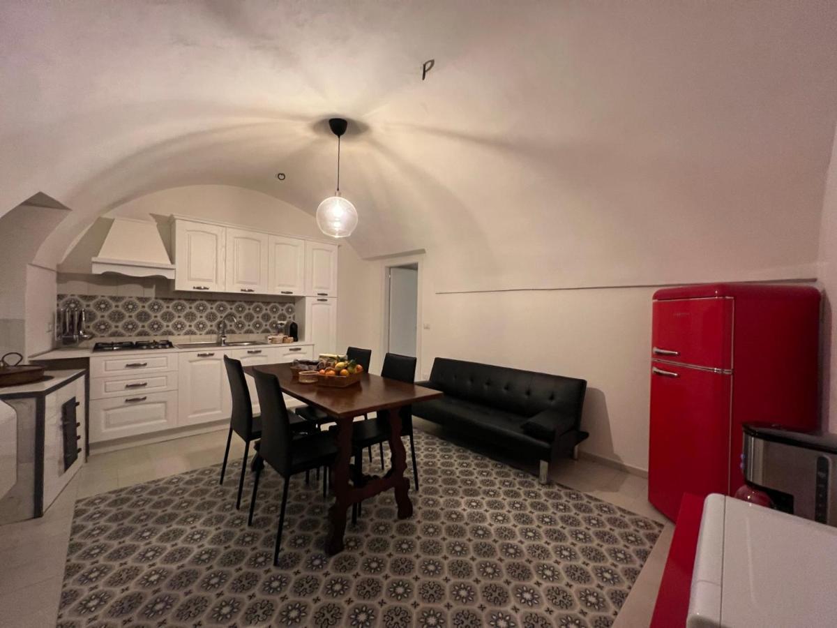 Апартаменти Residenze San Martino - Casa Della Fucagna Bovino Екстер'єр фото